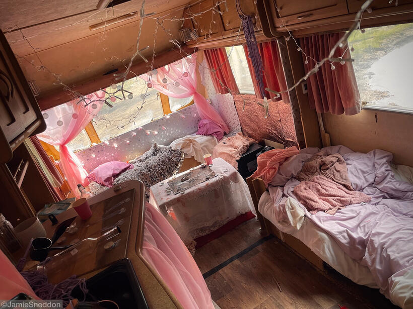 Winnie the Pooh Blood &amp; Honey 2 - the girly caravan after