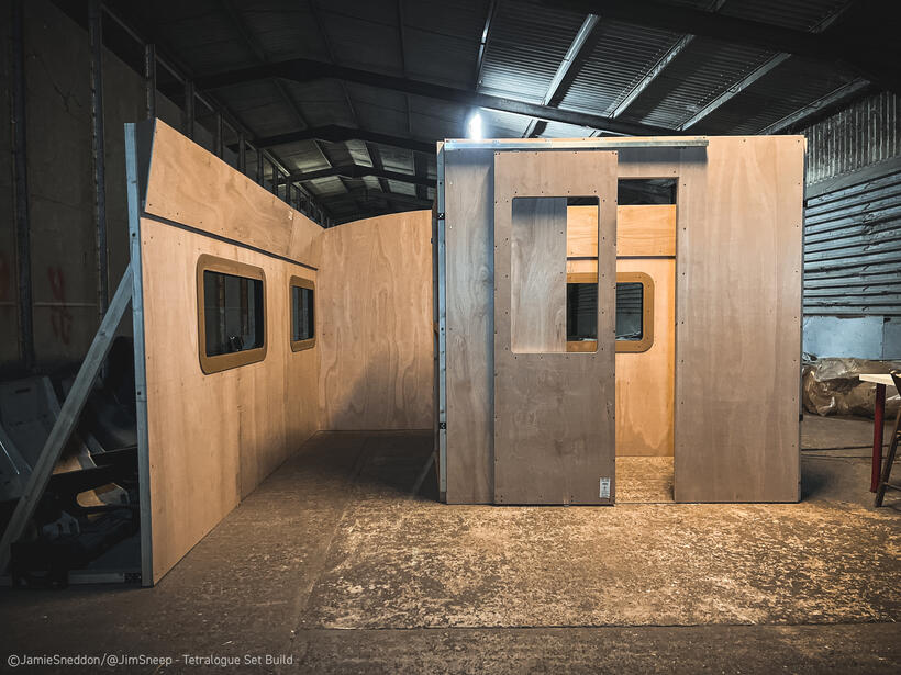 Tetralogue: I'm Right. You're Wrong - feature - train compartment - Set Build